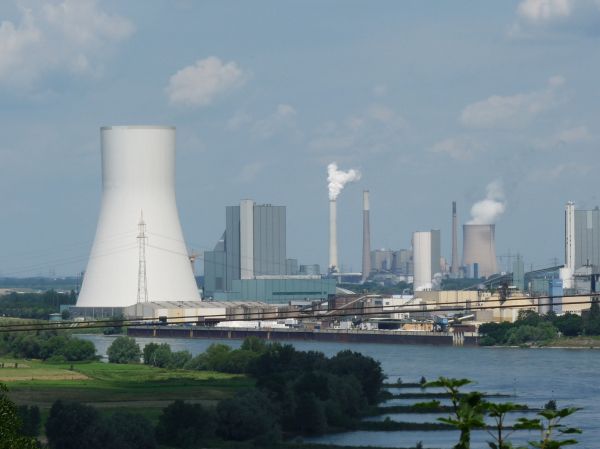 power_plant_industry_smoke_exhaust_gases_pollution_chimney_environmental_protection_industrial_plant-1114177