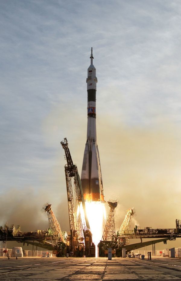 rocket_soyuz_rocket_soyuz_start_take_off_fire_fly_intercontinental_ballistic_missile-1359681