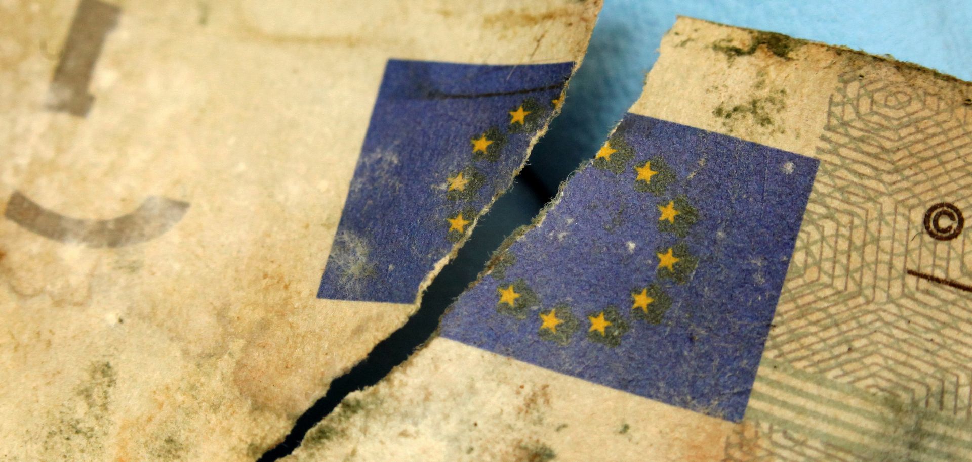 torn-euro
